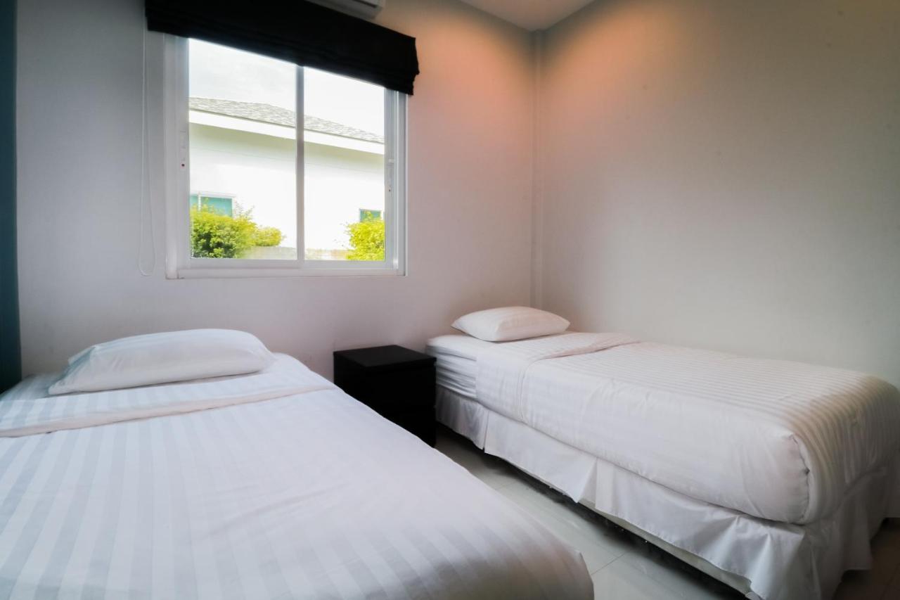 Chaum Haus Pool Villas ชะอำ ภายนอก รูปภาพ